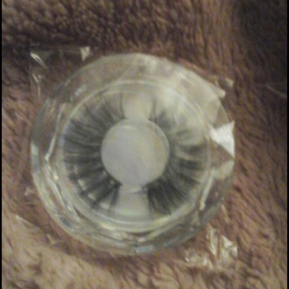 Eyelashes